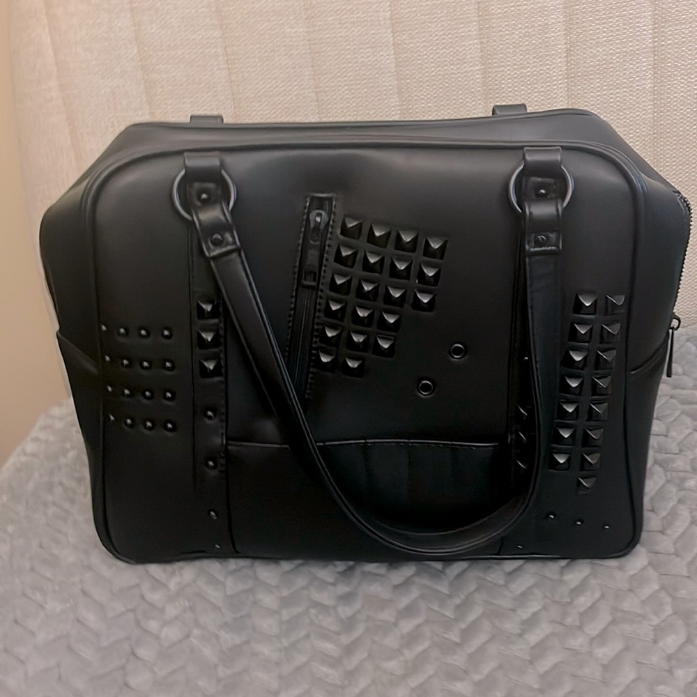 SOURPUSS IDOLESS BOWLER PURSE (RETIRED 4/7/2021)